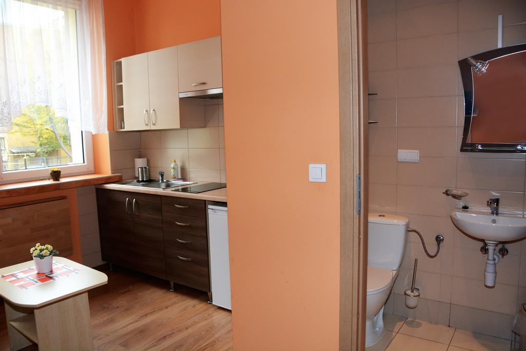 Aparthotel Bajeczna Cracovie Extérieur photo
