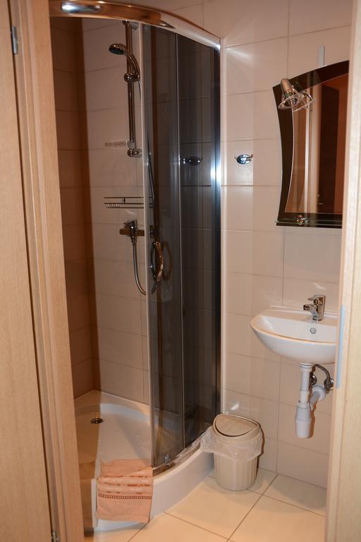Aparthotel Bajeczna Cracovie Chambre photo
