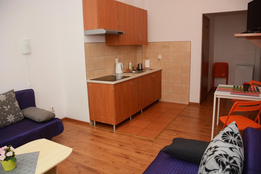 Aparthotel Bajeczna Cracovie Extérieur photo