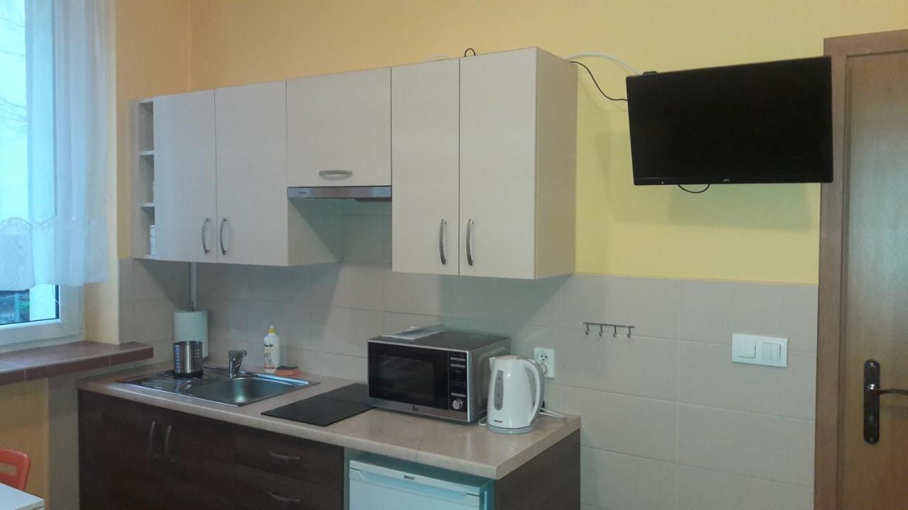 Aparthotel Bajeczna Cracovie Extérieur photo