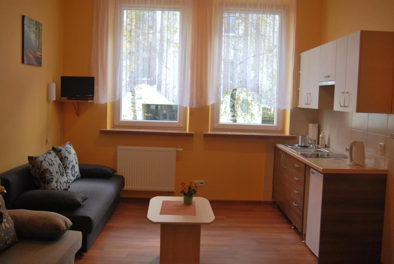 Aparthotel Bajeczna Cracovie Chambre photo